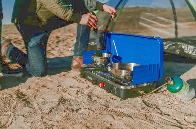 PROPANE STOVE - 2 - 25 K AND 1